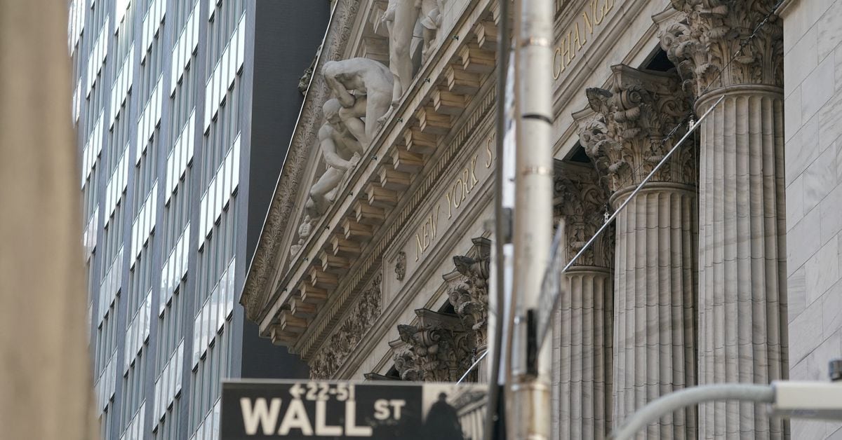 "Japanese Stocks Surge to Multidecade High Amid Wall Street's Focus on CPI and Bitcoin Swings"