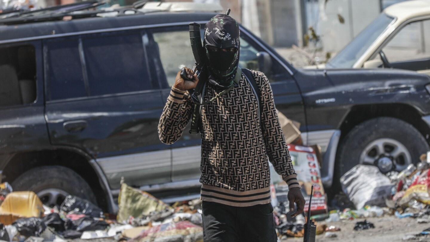 "Haiti's Escalating Crisis: Urgent Meeting, Gang Leaders, and Calls for Resignation"