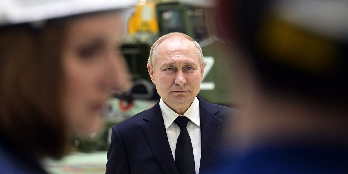 "Russian Military Imports from US and EU Firms Remain Strong Despite Sanctions: Analysis"