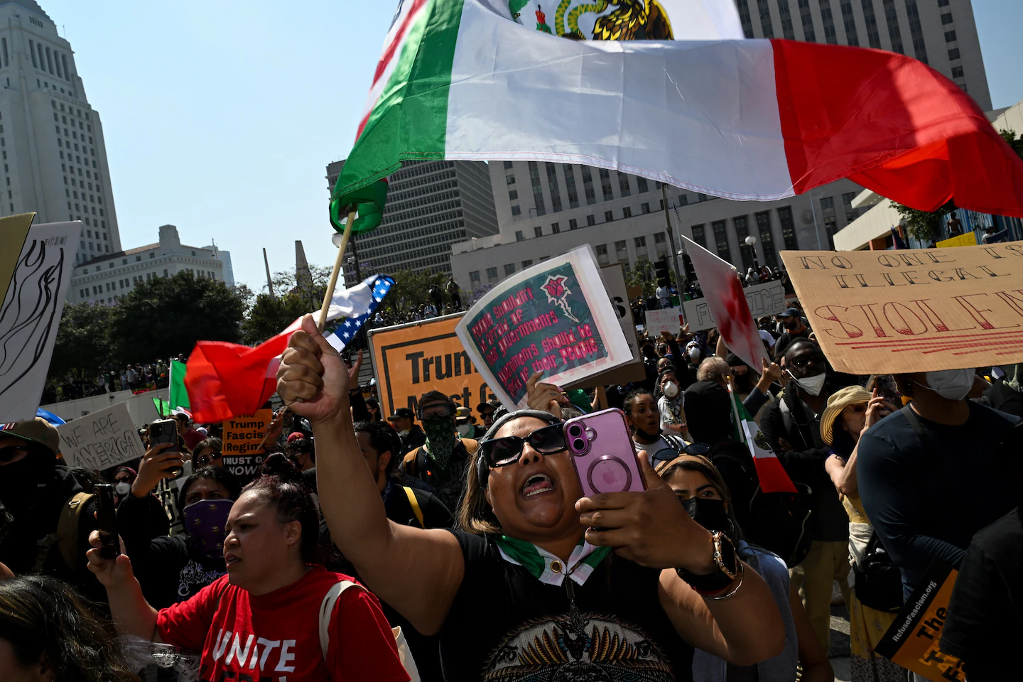 Los Angeles Continues Protests Amidst Fear and Frustration