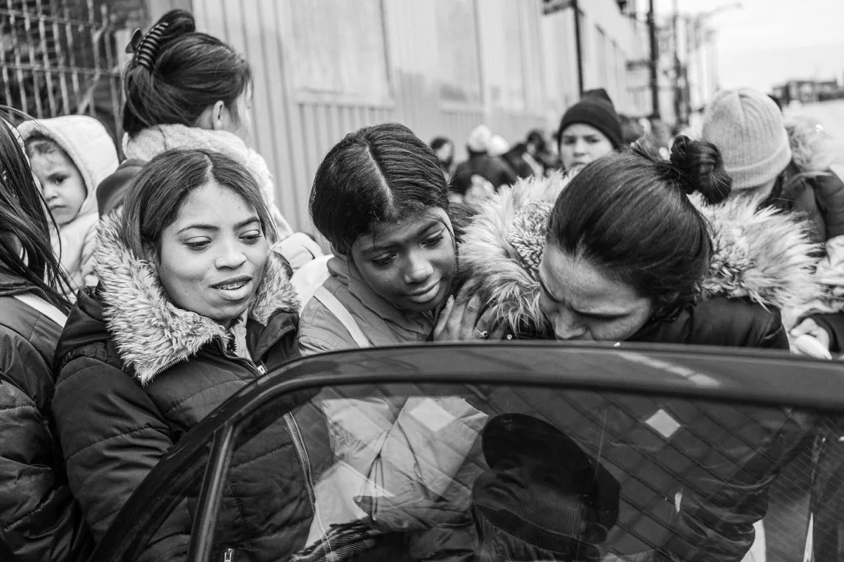 "Chicago's Looming Migrant Crisis: Housing and Funding Challenges"