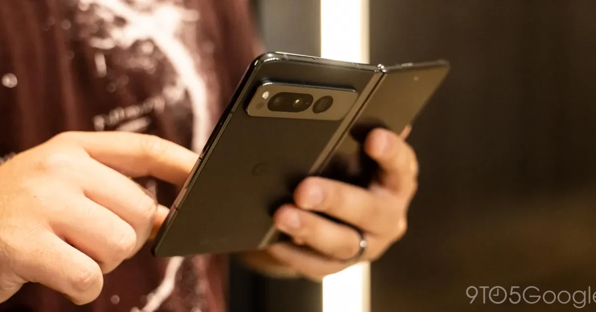 "Google's 'Comet': Unveiling the Next Generation of Foldable Technology"