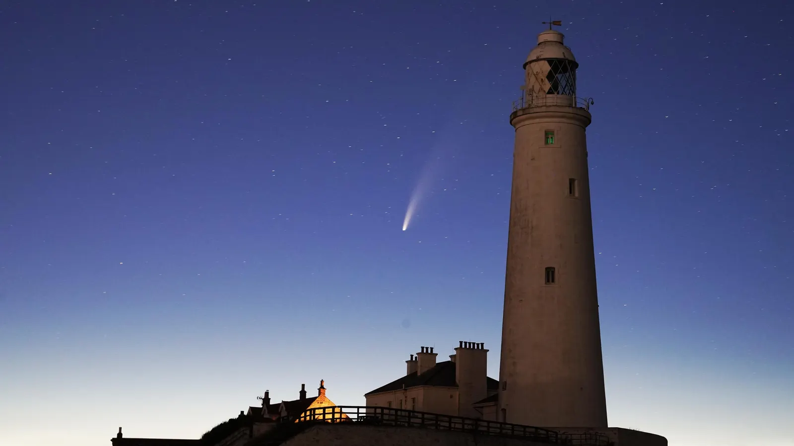 Featured image for Last Chance to View 1,150-Year-Old Comet and Meteors Tonight