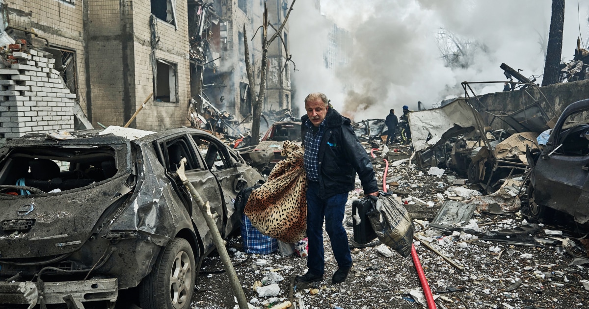 "Putin Escalates Offensive with Widespread Missile Strikes on Ukrainian Cities"