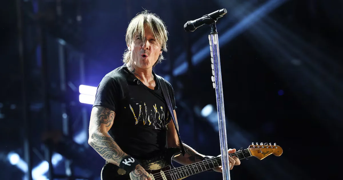 Keith Urban Alters Song Lyrics to Highlight New Guitarist Maggie Baugh