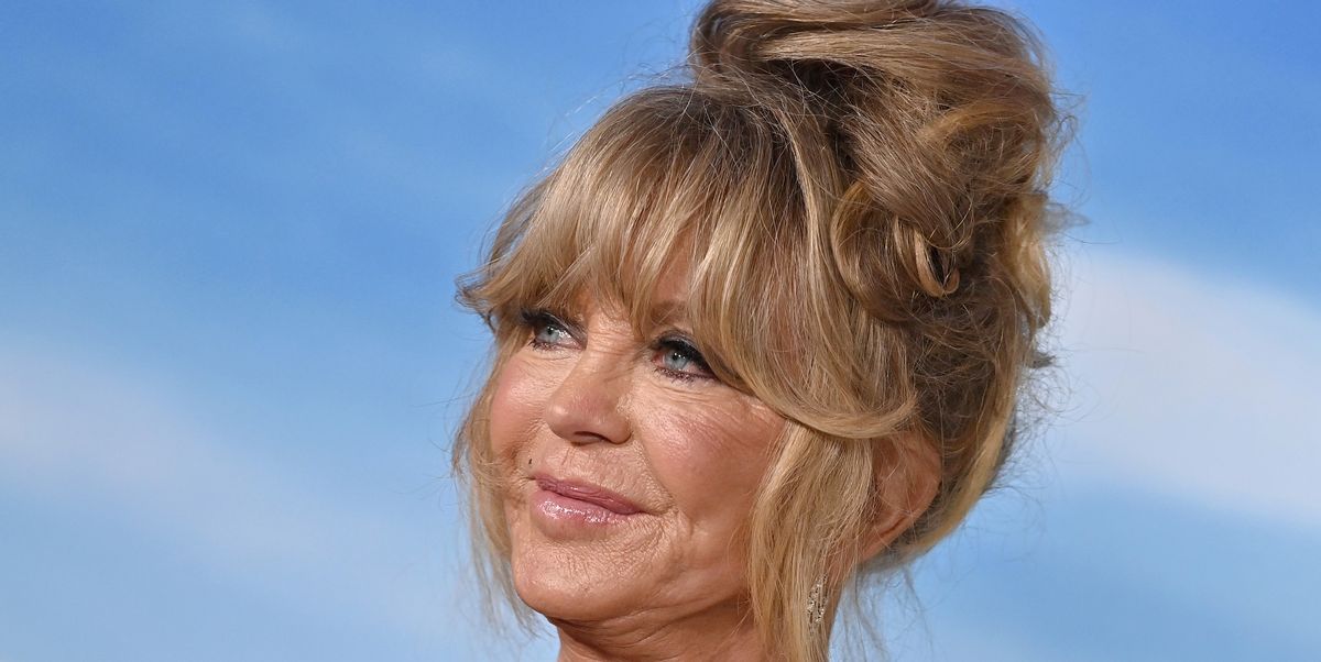 Goldie Hawn, 77, and Kurt Russell's Romantic Greek Getaway: Stunning Sunset Swimsuit Moments