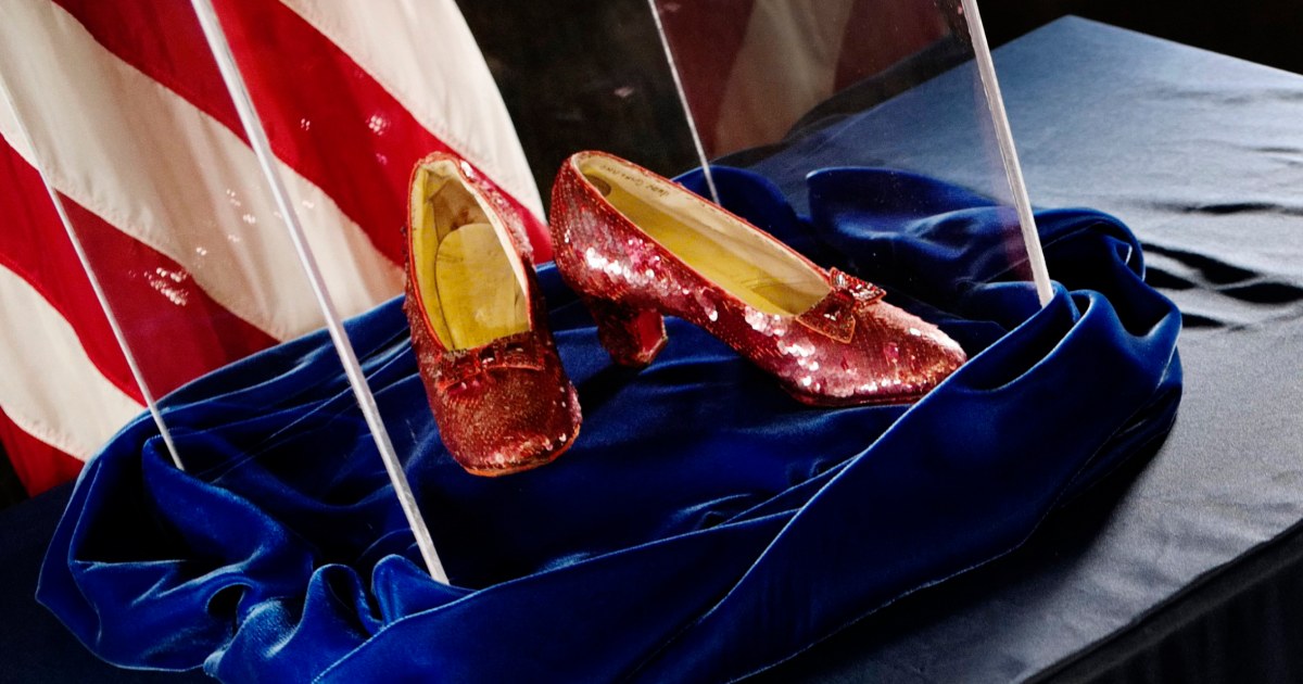 Minnesota man indicted for stealing iconic 'Wizard of Oz' ruby slippers.