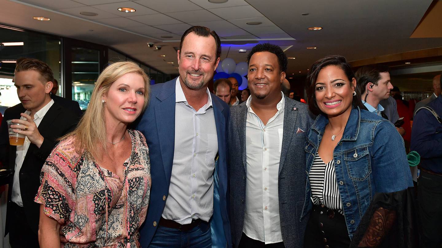 Featured image for "Tragic Loss: Tim Wakefield's Widow Stacy Passes Away Months After His Death"