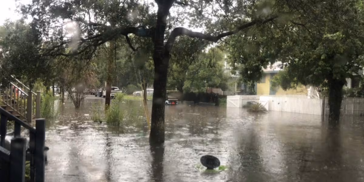Featured image for South Carolina braces for worsening flash floods amid heavy rains and high tides