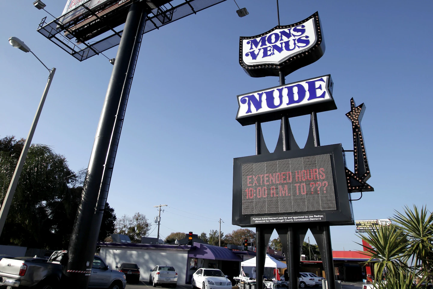 Featured image for Strip Club Security Guards Foil Armed Man's Attempted Mass Shooting