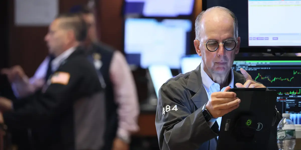 JPMorgan Warns Expected Fed Rate Cut Could Trigger Stock Sell-Off