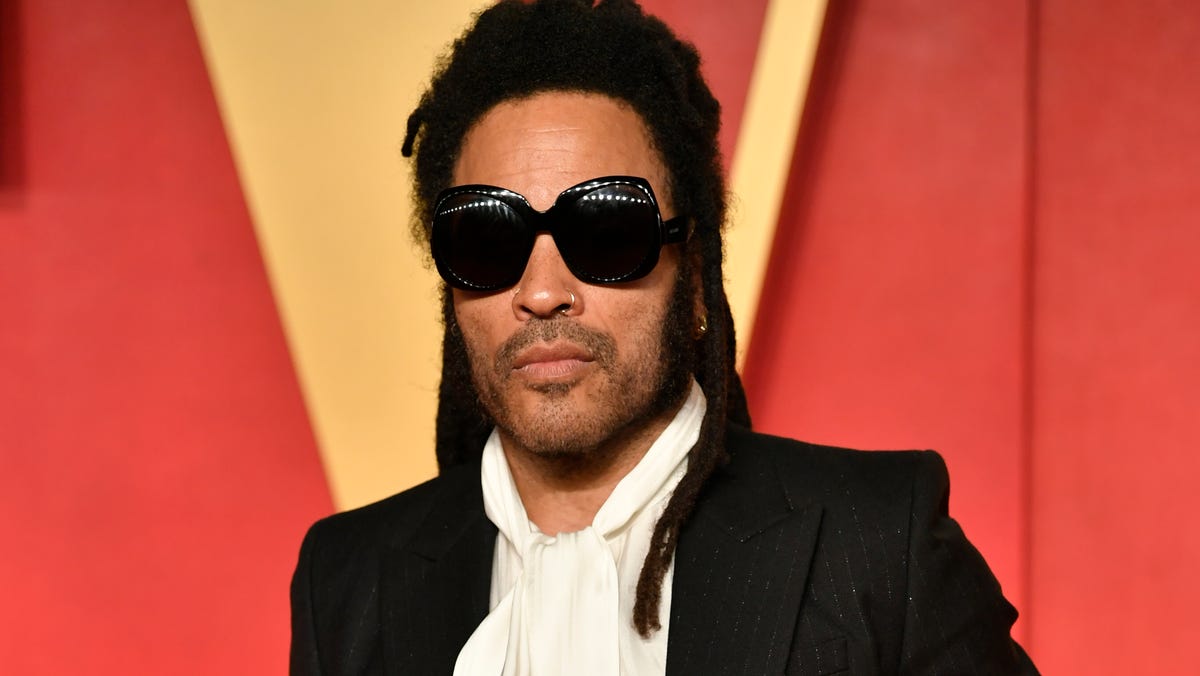 Featured image for Lenny Kravitz Discusses 20 Years of Celibacy and Waiting for True Love