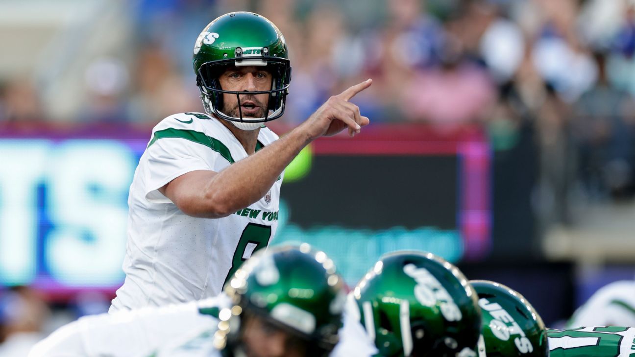 "Rodgers Shines in Jets Preseason Debut with Unreal TD Pass"
