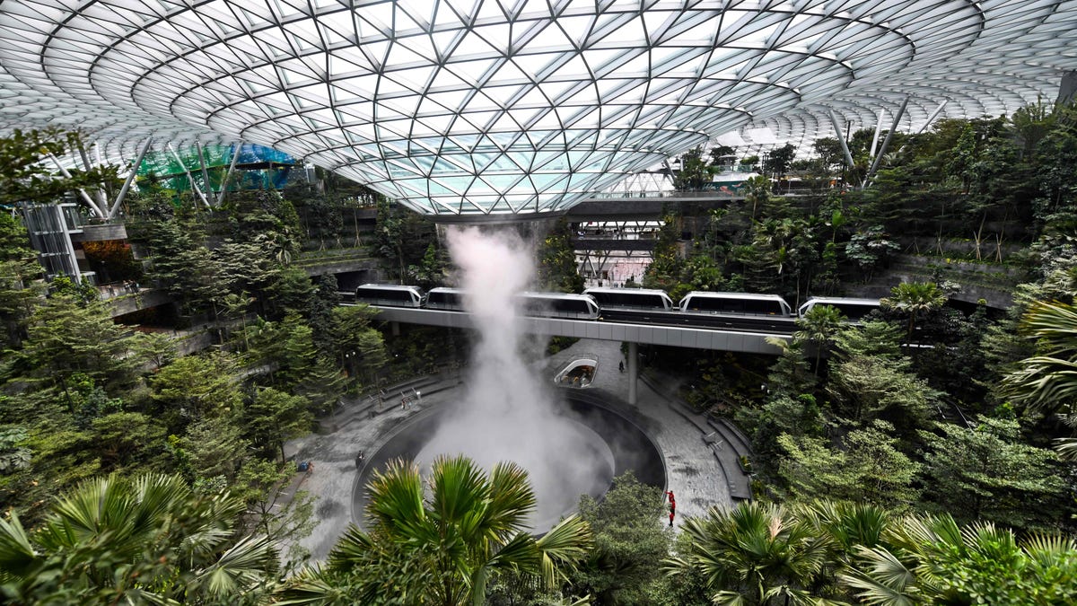 Featured image for Skytrax Announces Best Airports of the Year, Including Changi and Sea-Tac.