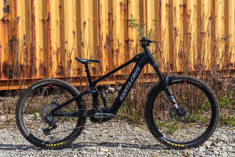 Featured image for 2025 Santa Cruz Bullit eMTB Review