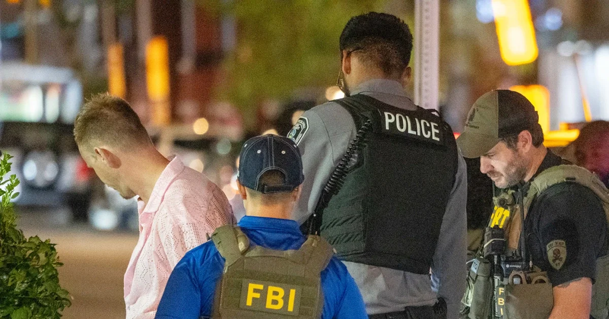 Grand Jury Declines to Indict Man Who Threw Sandwich at Federal Officer in D.C.