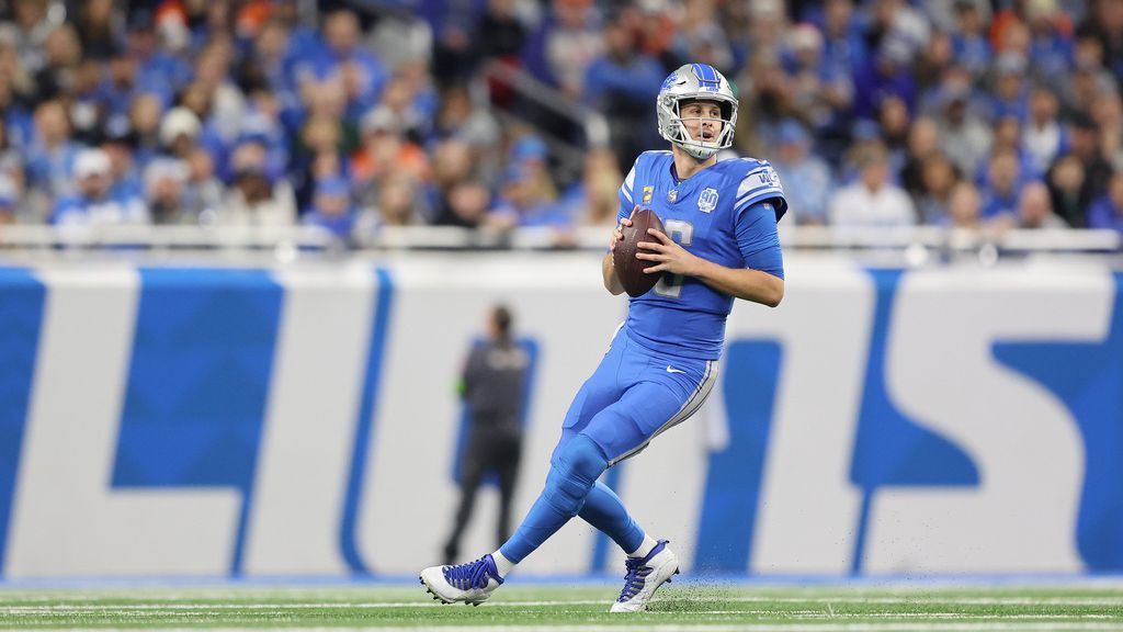 Featured image for Lions' Goff shines with 5 TDs, Campbell defends draft picks