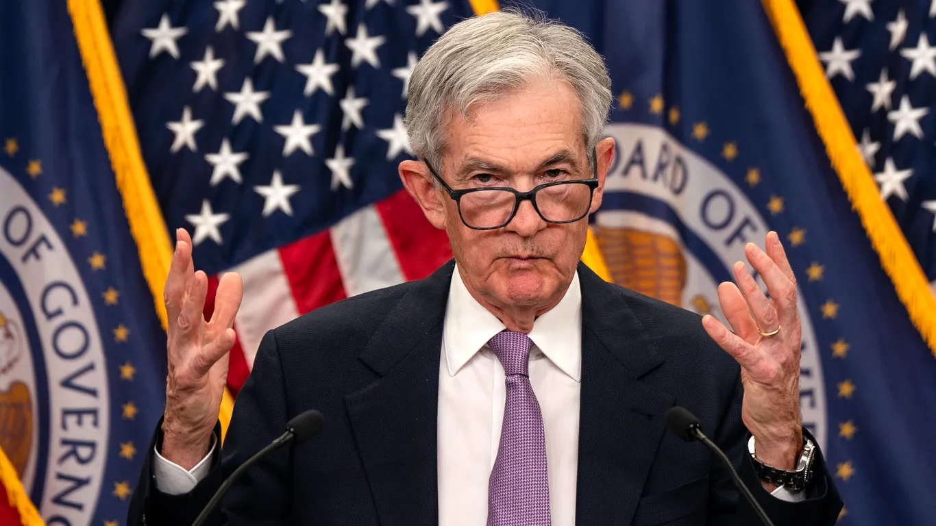 Powell Stands Firm Against Trump's Fed Influence