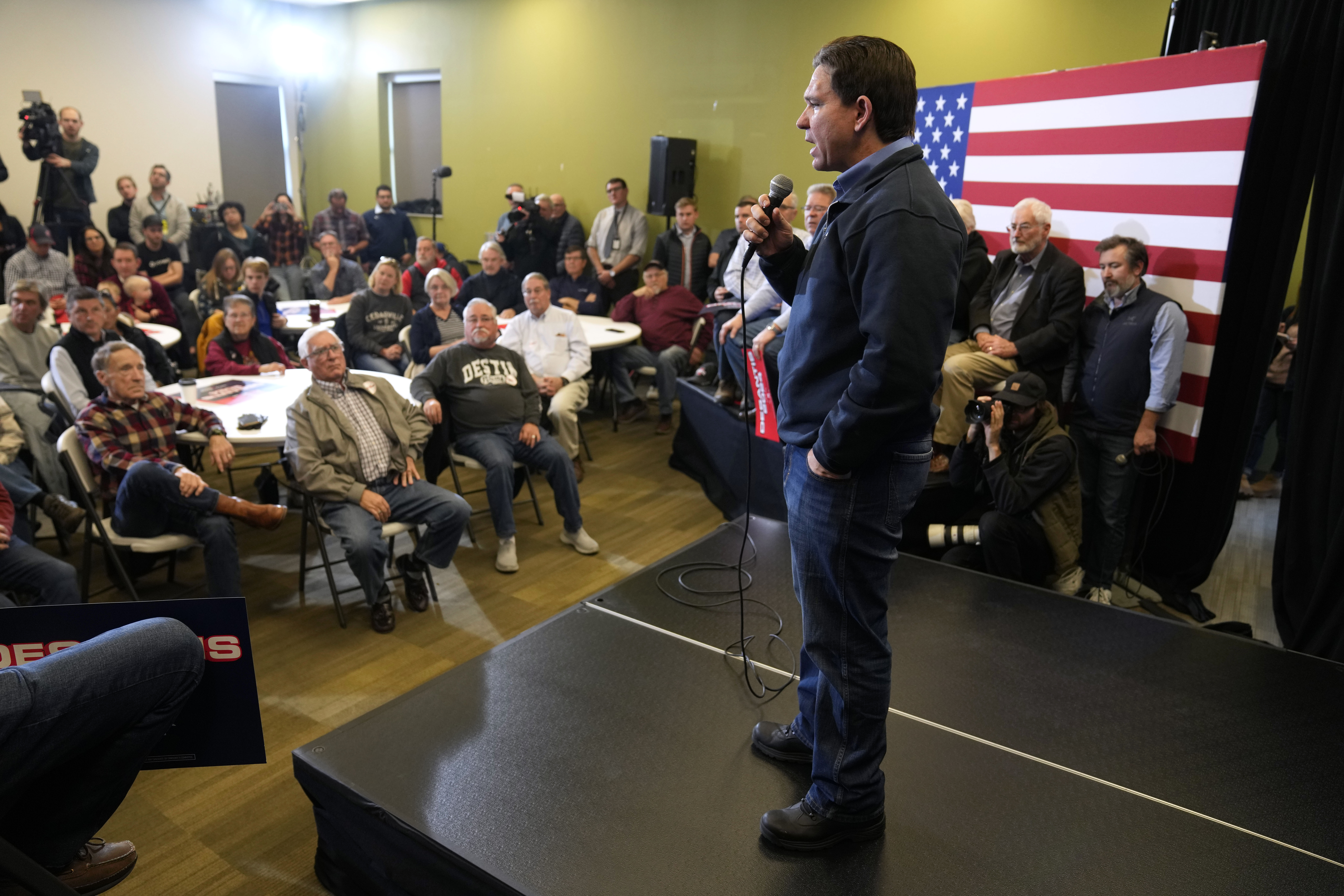 Featured image for "DeSantis Confronts Jan. 6 Legacy: Denounces Rioters, Distances from Trump's Rhetoric"