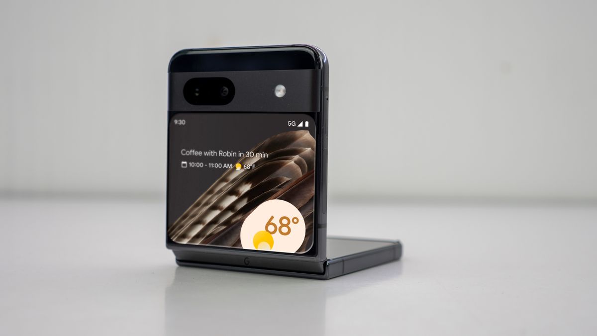 Featured image for "Google's Push for Pixel Fold: Launch, Buybacks, and Personalized Apps"