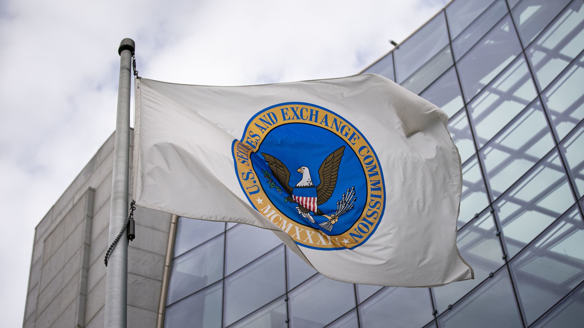 SEC Grants Record $279 Million Whistleblower Award