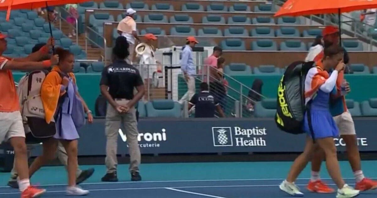 Rain forces mid-match court switch as Miami Open doubles final relocates to Grandstand