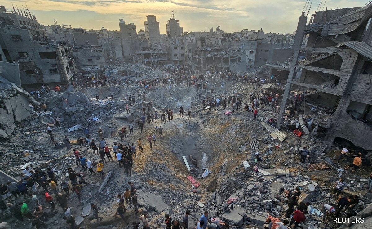 Hamas Threatens to Transform Gaza into Israel's Military Graveyard