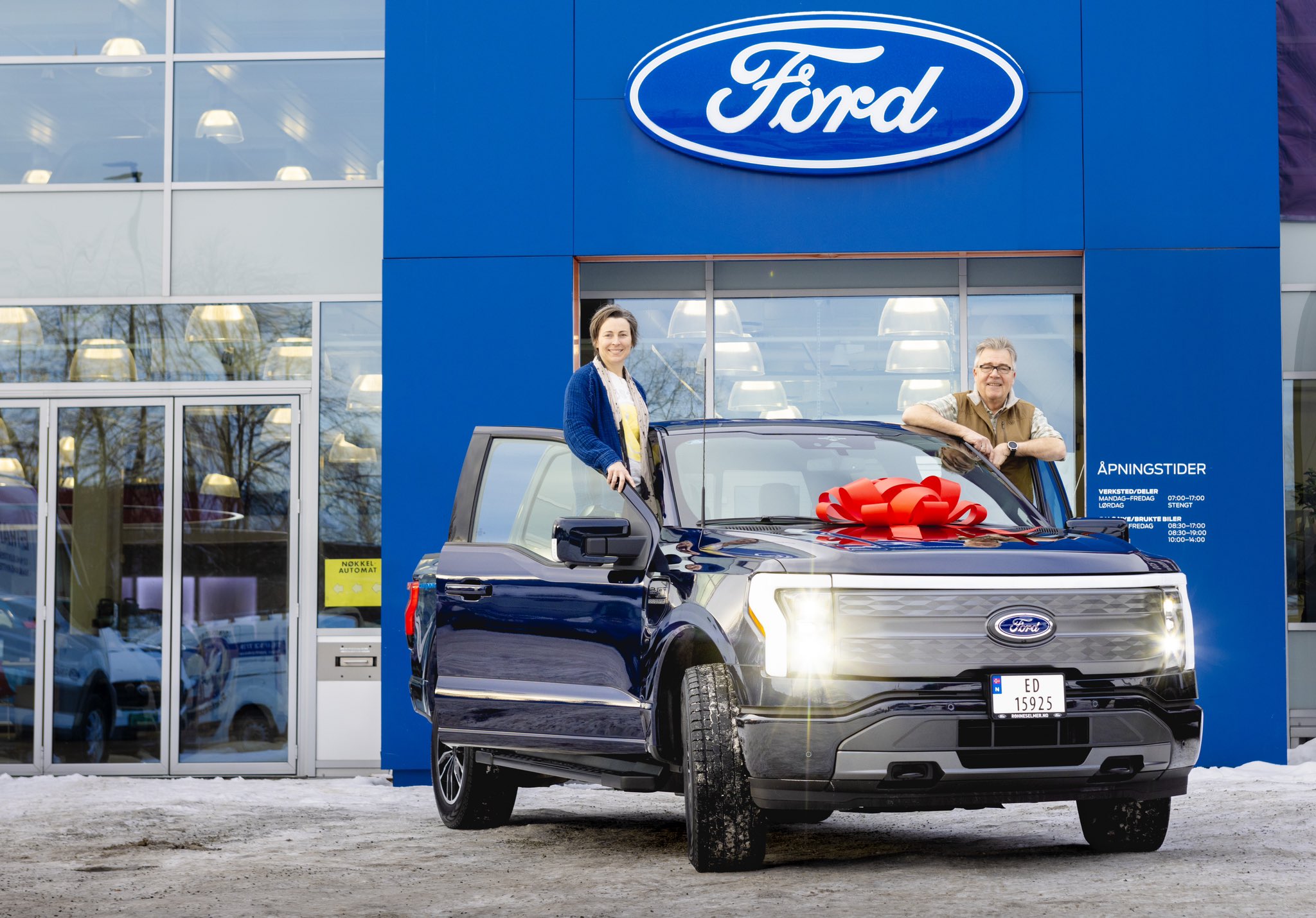 Featured image for Ford CEO Urges End to FSD and Tesla Obsession