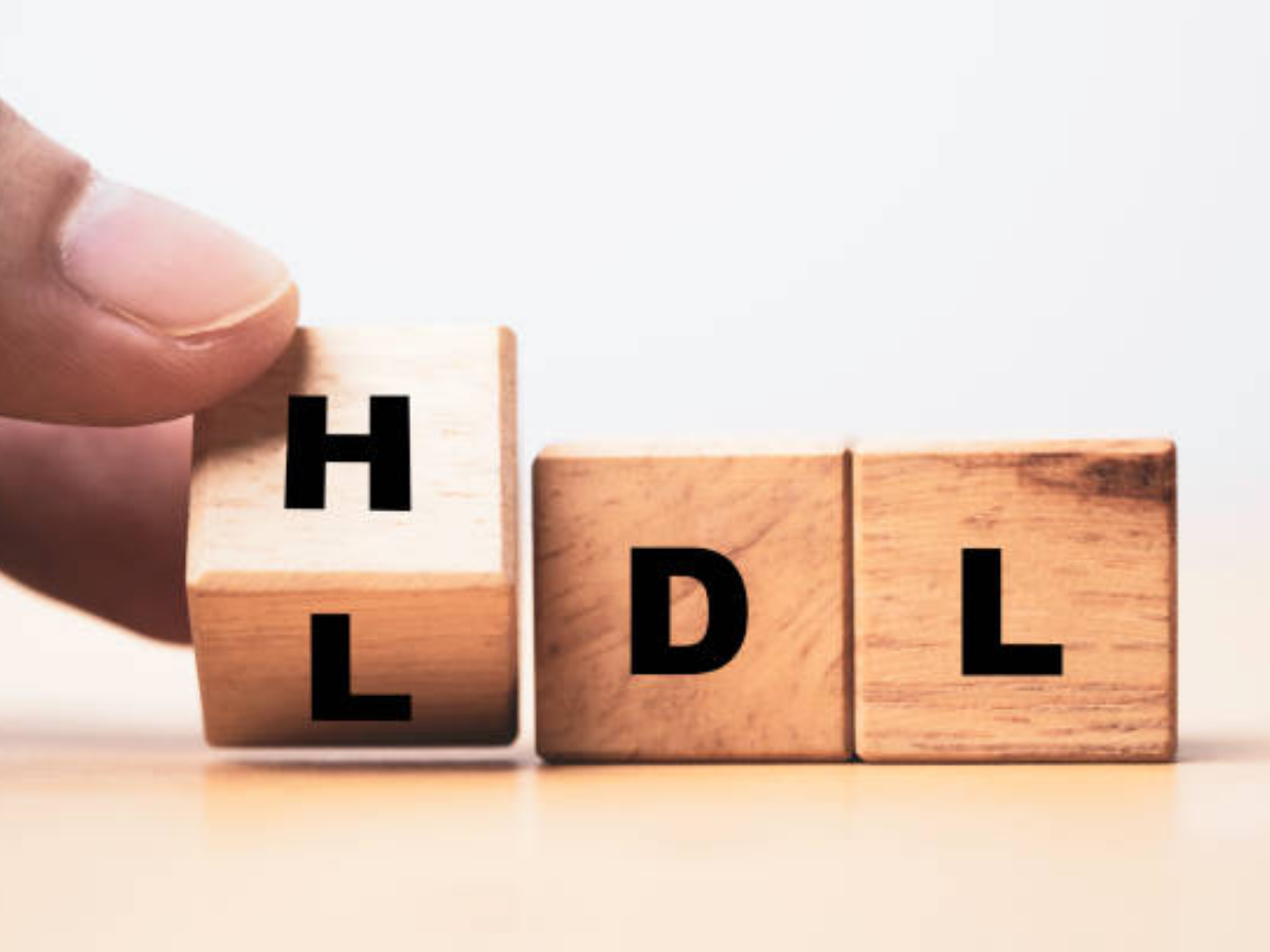 Featured image for "5 Warning Signs of High Cholesterol in Your Limbs"