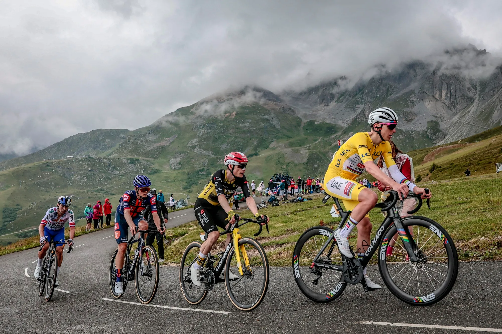 Featured image for Tour de France 2025: O'Connor Wins Stage 18 as Pogačar Holds Yellow