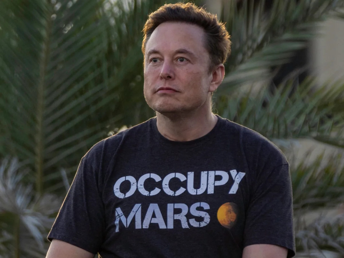 Elon Musk's Twitter Verification Sparks Controversy Among Celebrities.