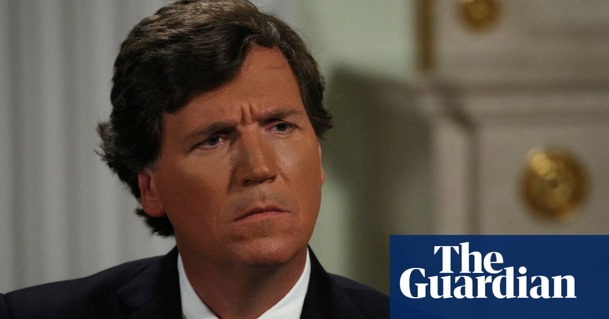 "Tucker Carlson Fooled by Pranksters in Kate Middleton Photo Hoax"