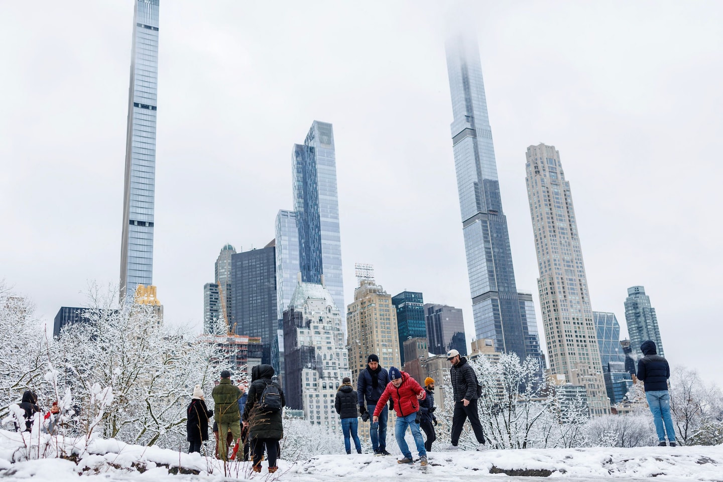 Nor'easter Breaks Snowfall Records in New York City