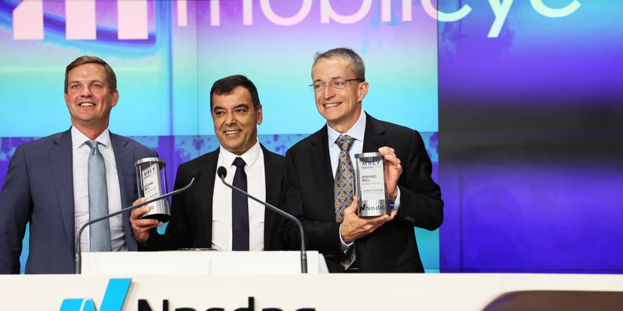 Featured image for "Mobileye's Revenue Forecast Plummets Amid Auto-Chip Order Declines"