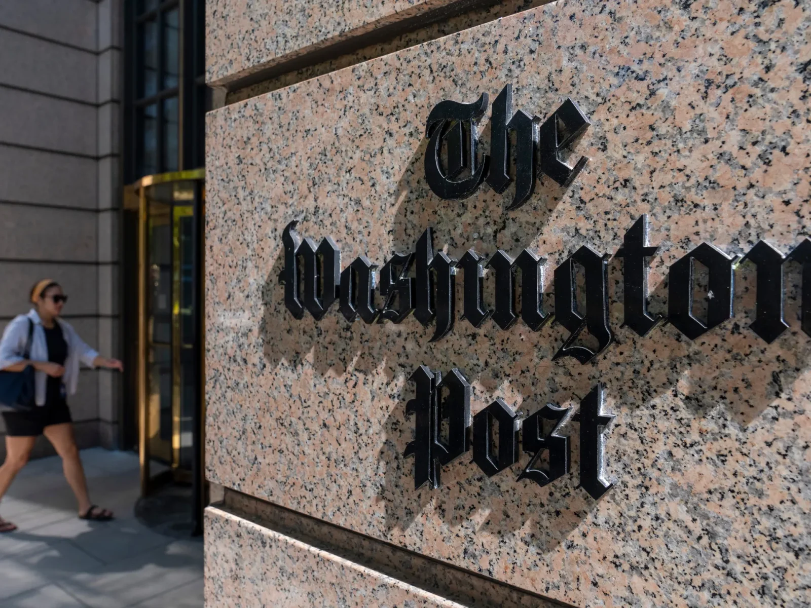 Judge blocks government review of seized Washington Post materials in press-freedom ruling