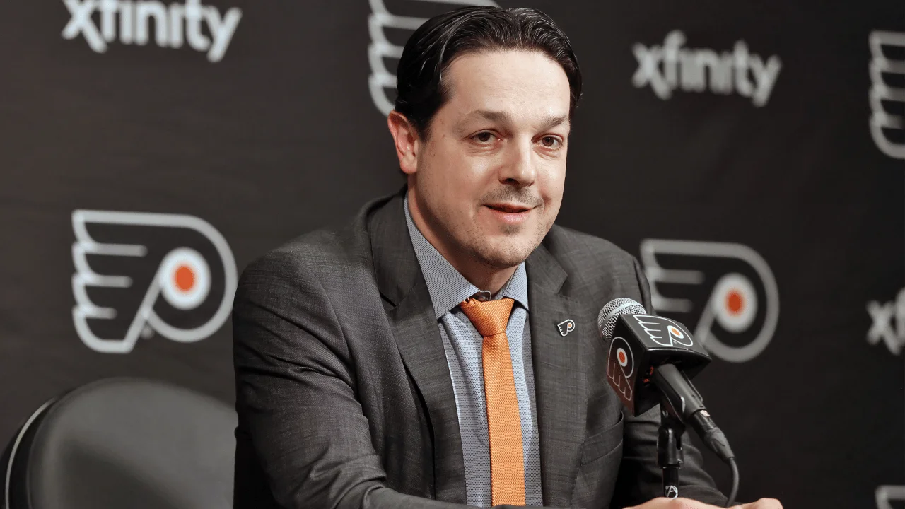Flyers commit to long-term plan, not rentals, as deadline nears