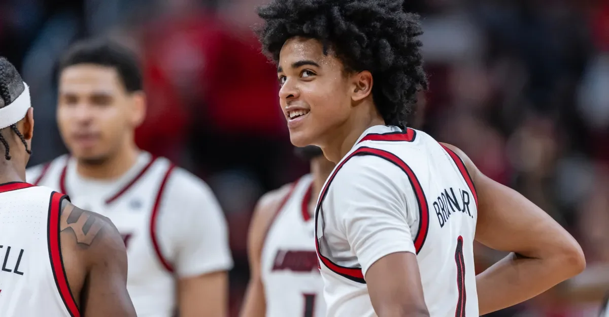 Cardinals ride Brown’s 29 to 82-71 win over Baylor in Fort Worth