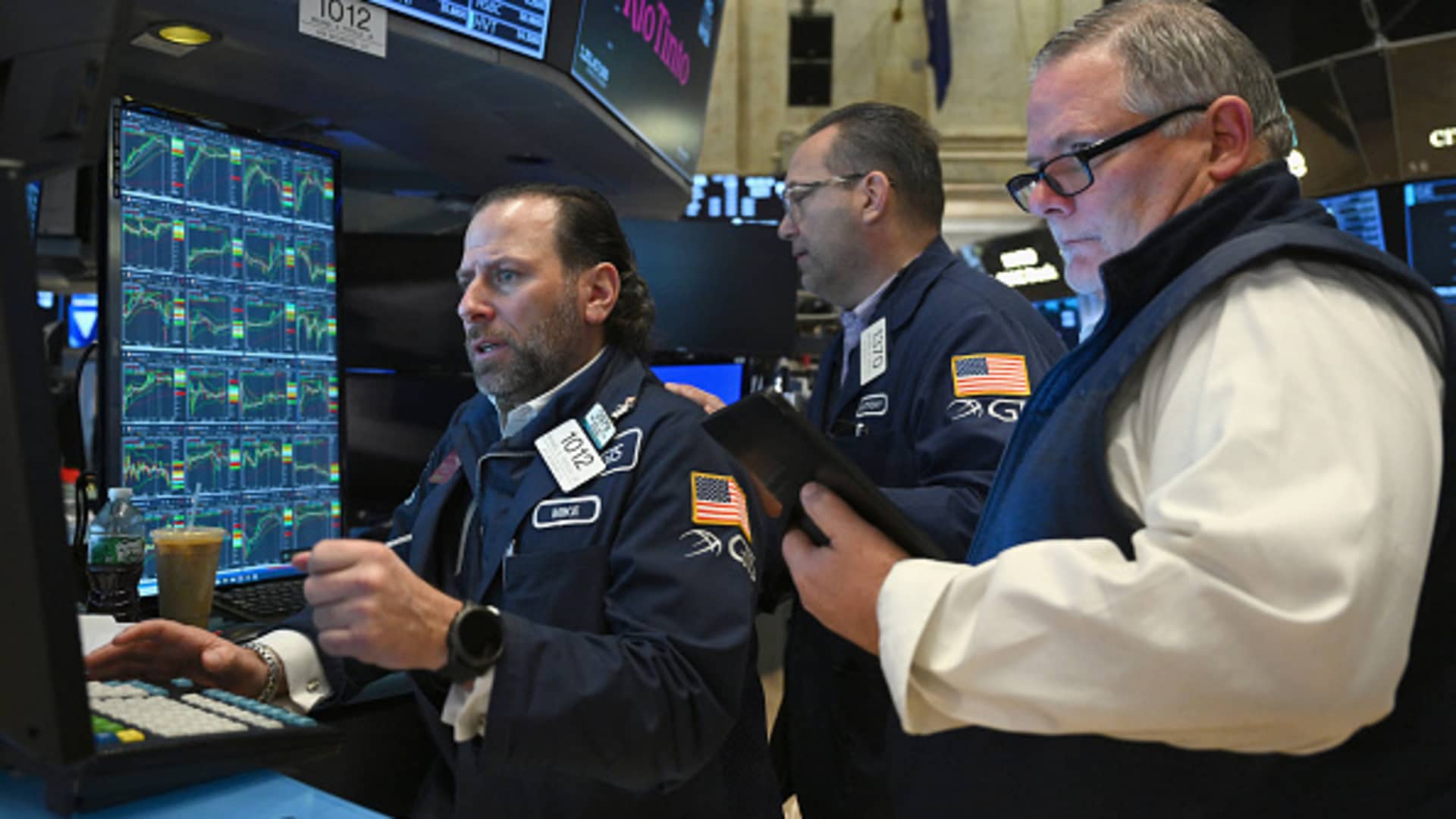 "Market Anticipation: Treasury Yields Hold Steady Before CPI Data Release"