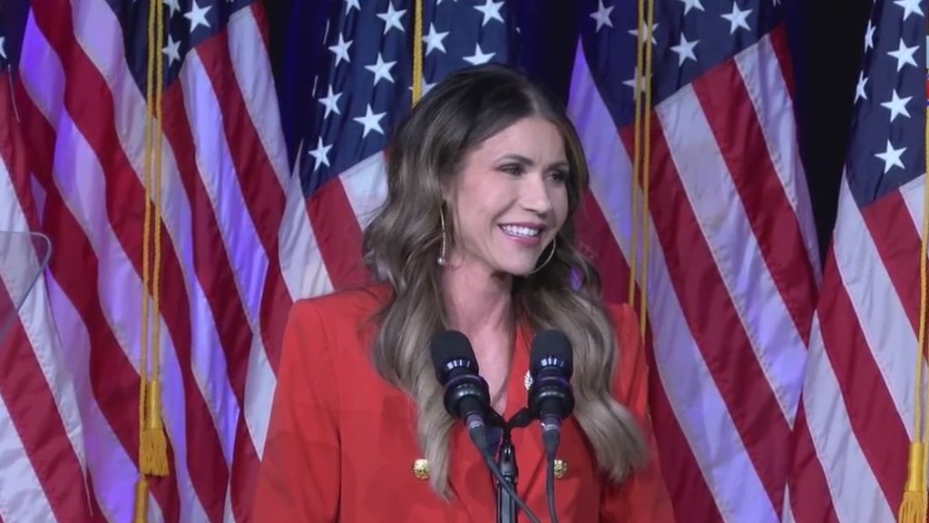 "Poll Reveals Gov. Kristi Noem's Approval Rating Stands at 43%"