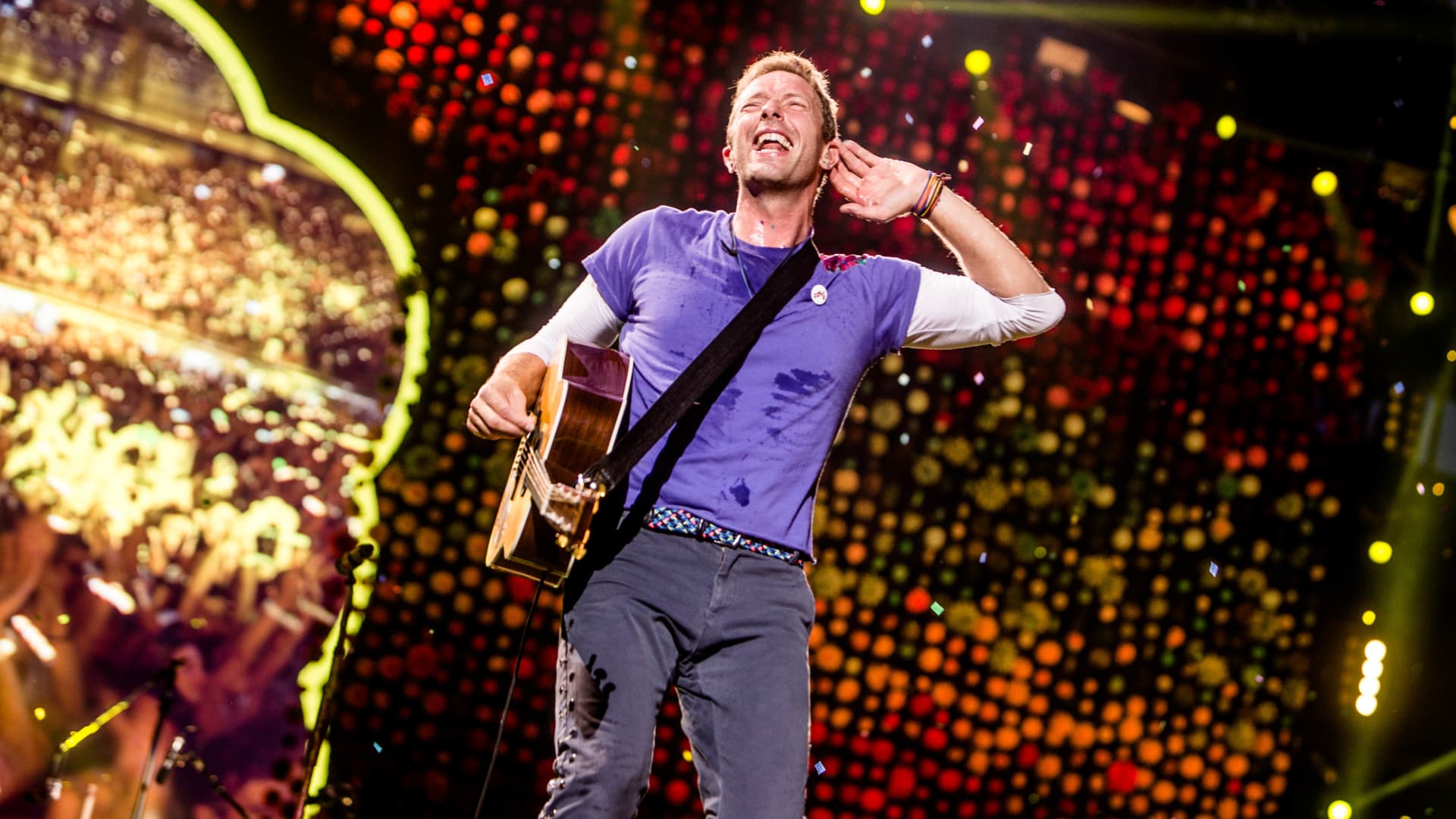 Featured image for HR Chief Kristin Cabot Resigns After Coldplay Kiss Cam Incident