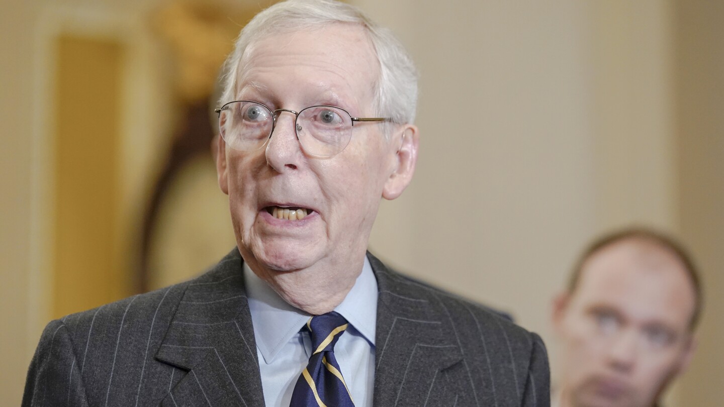 "Senators Rush to Secure Border Deal Amid Ukraine Aid Uncertainty"