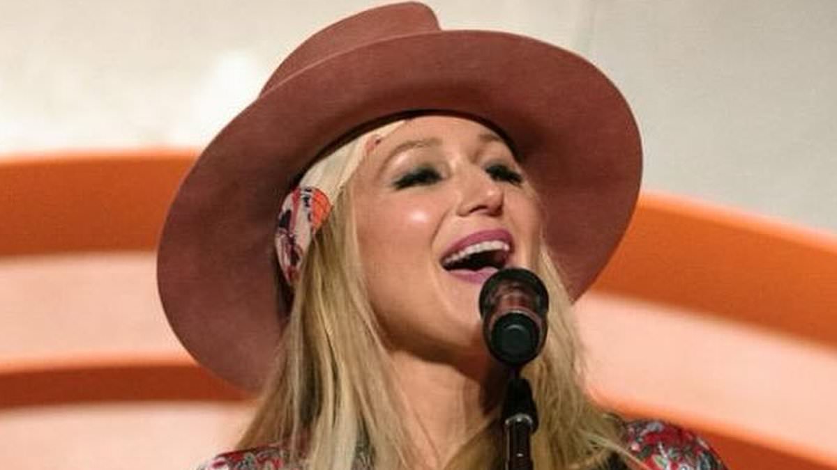 Featured image for "Jewel and Melissa Etheridge to Co-Headline 2024 North American Tour"