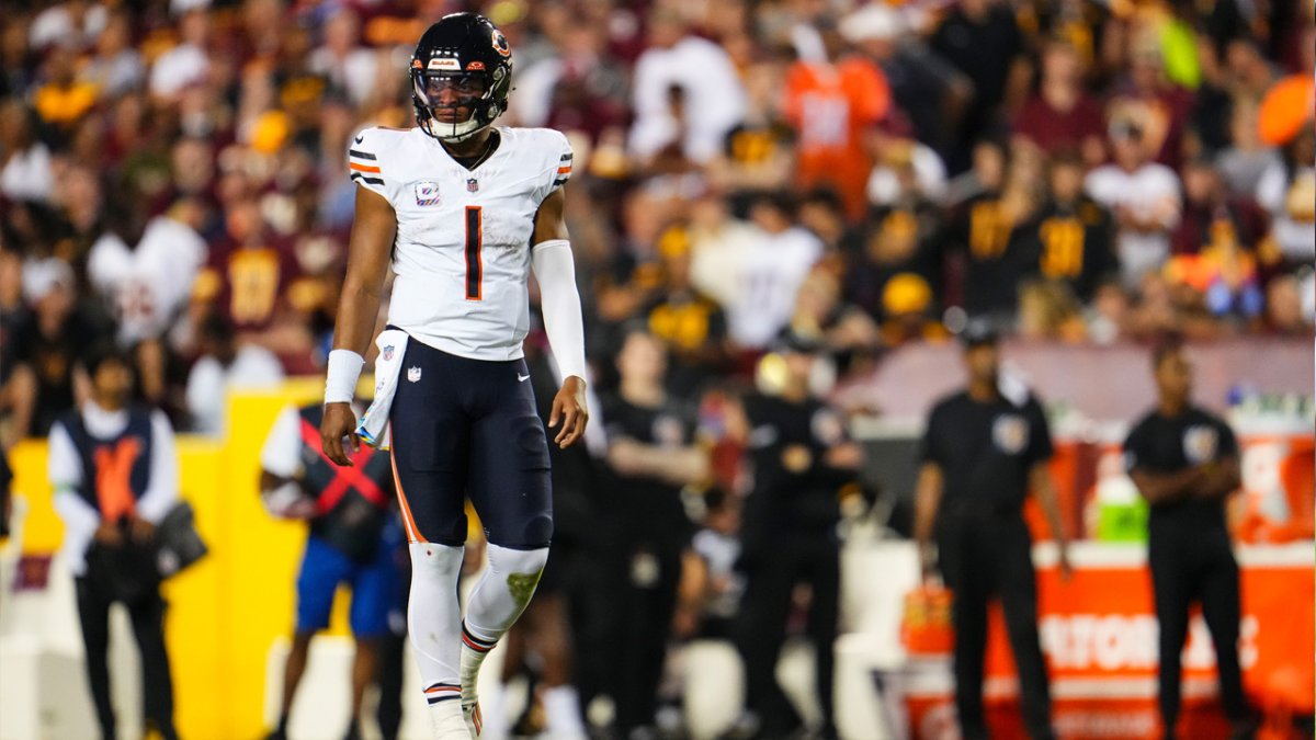 Featured image for Justin Fields' Refreshing Perspective on Uncertain Future with Bears