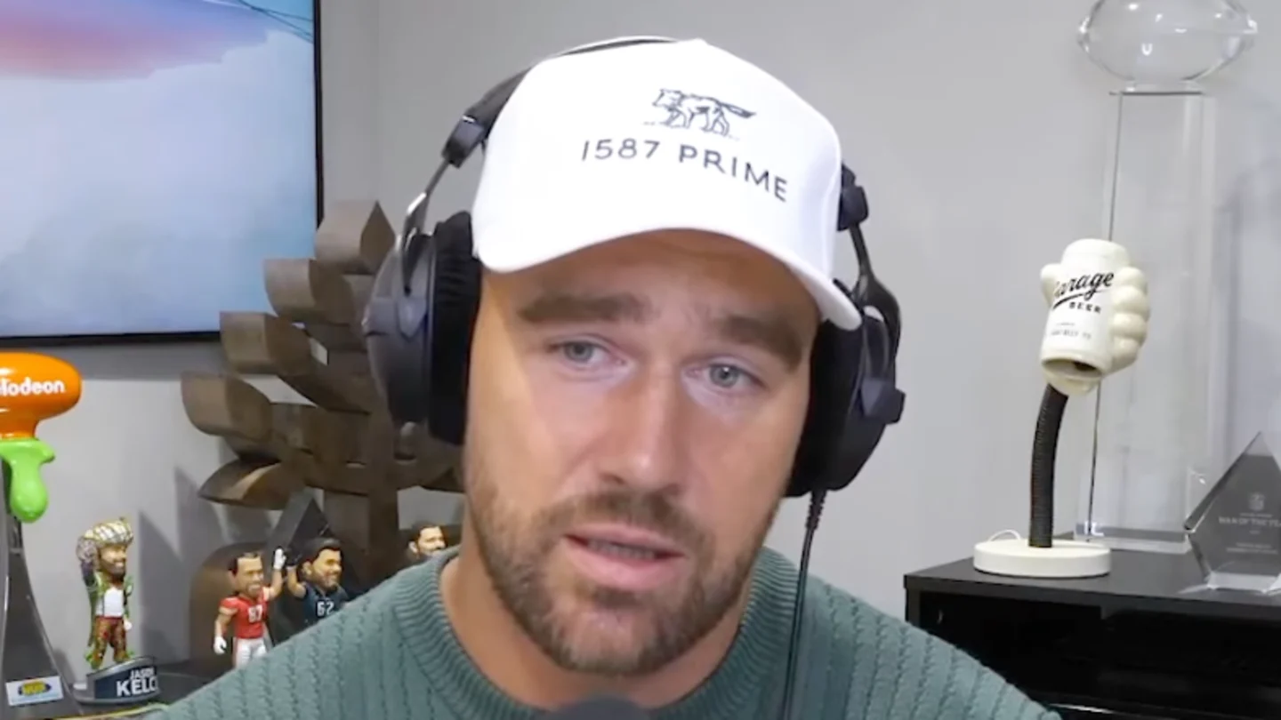 Featured image for Travis Kelce Supports Brother Jason After Regrettable Fan Incident