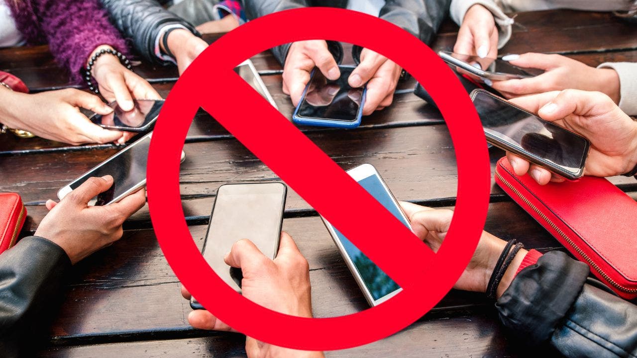 The Rise of Flip Phones Among Gen Zers.