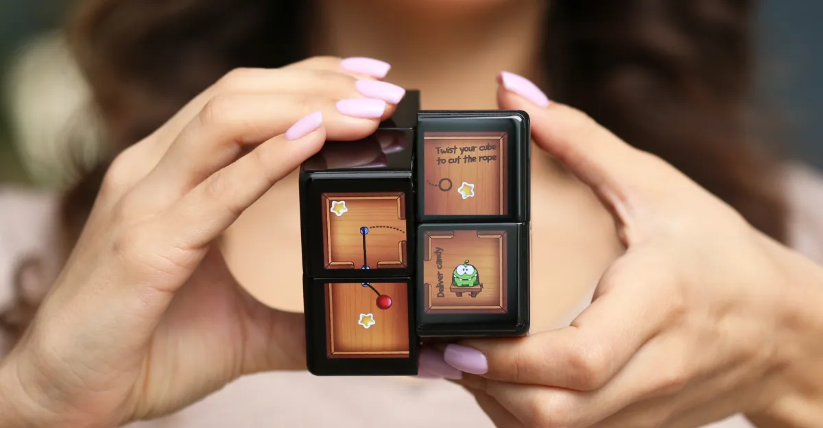 Featured image for $299 Rubik’s Cube Features LCD Screens Instead of Colored Squares