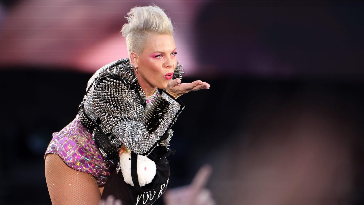 Featured image for "Pink Takes a Stand: Ejects Circumcision Protester from Concert"