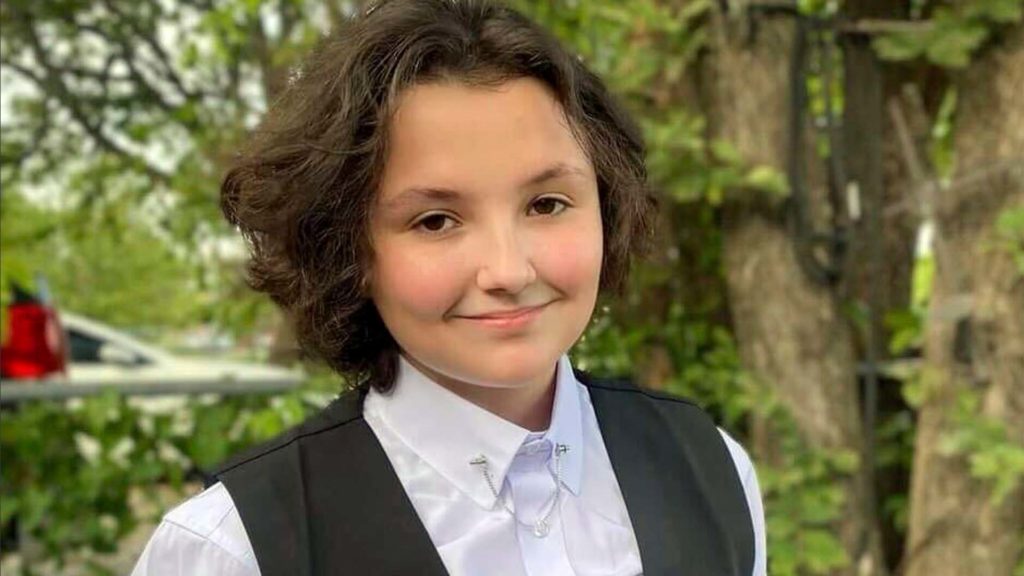 "Tragic Loss: Oklahoma Community Mourns Nonbinary Teen's Death and Seeks Justice"
