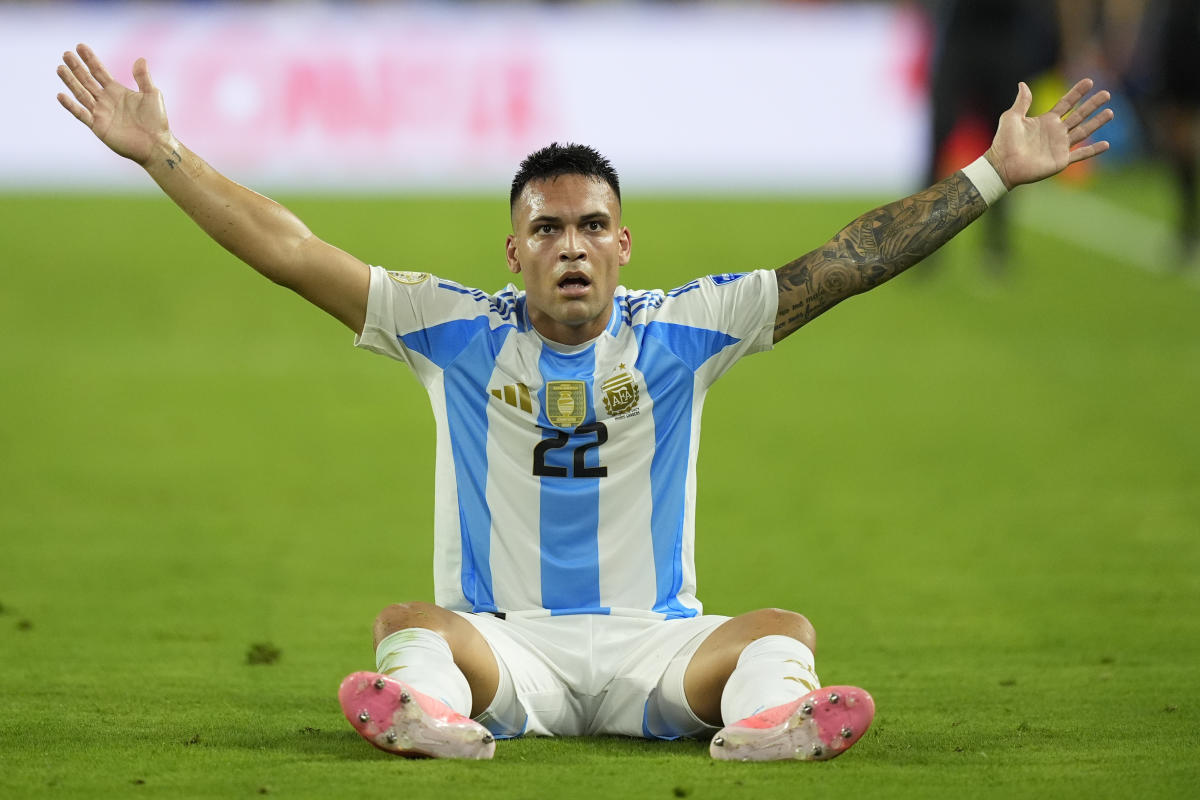 Featured image for Argentina Clinches Copa América with Martinez's Extra-Time Goal