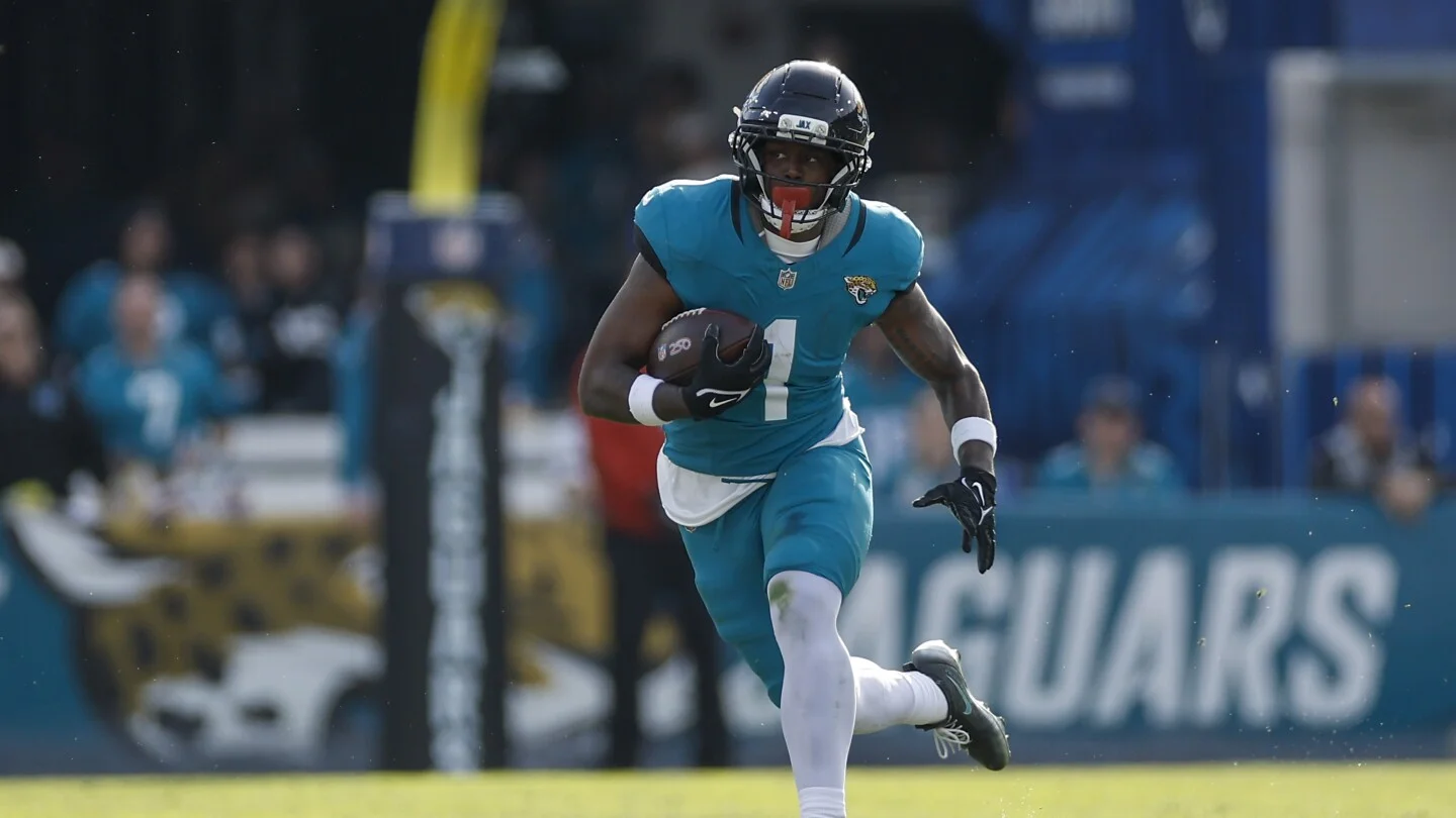 Etienne seeks to reclaim his original surname pronunciation with the Saints